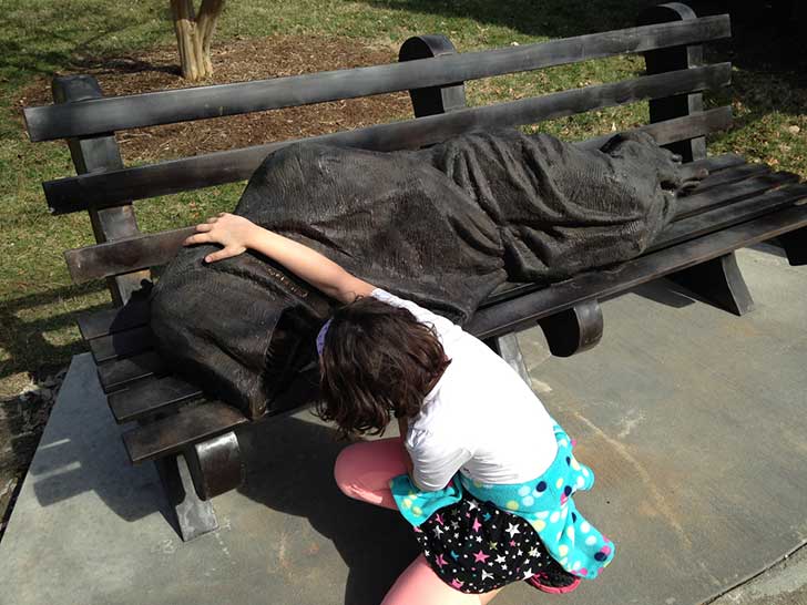 ens_031214_childHomelessJesus