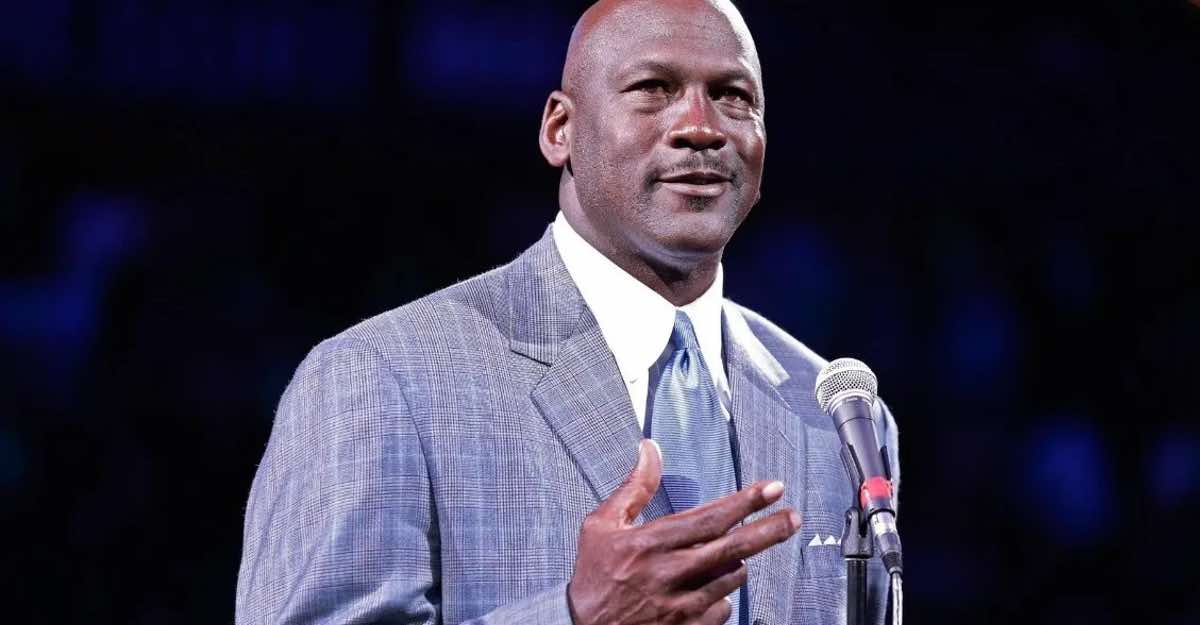 Michael Jordan donó 1 millón de dólares en becas para diversificar el  periodismo de investigación | Upsocl